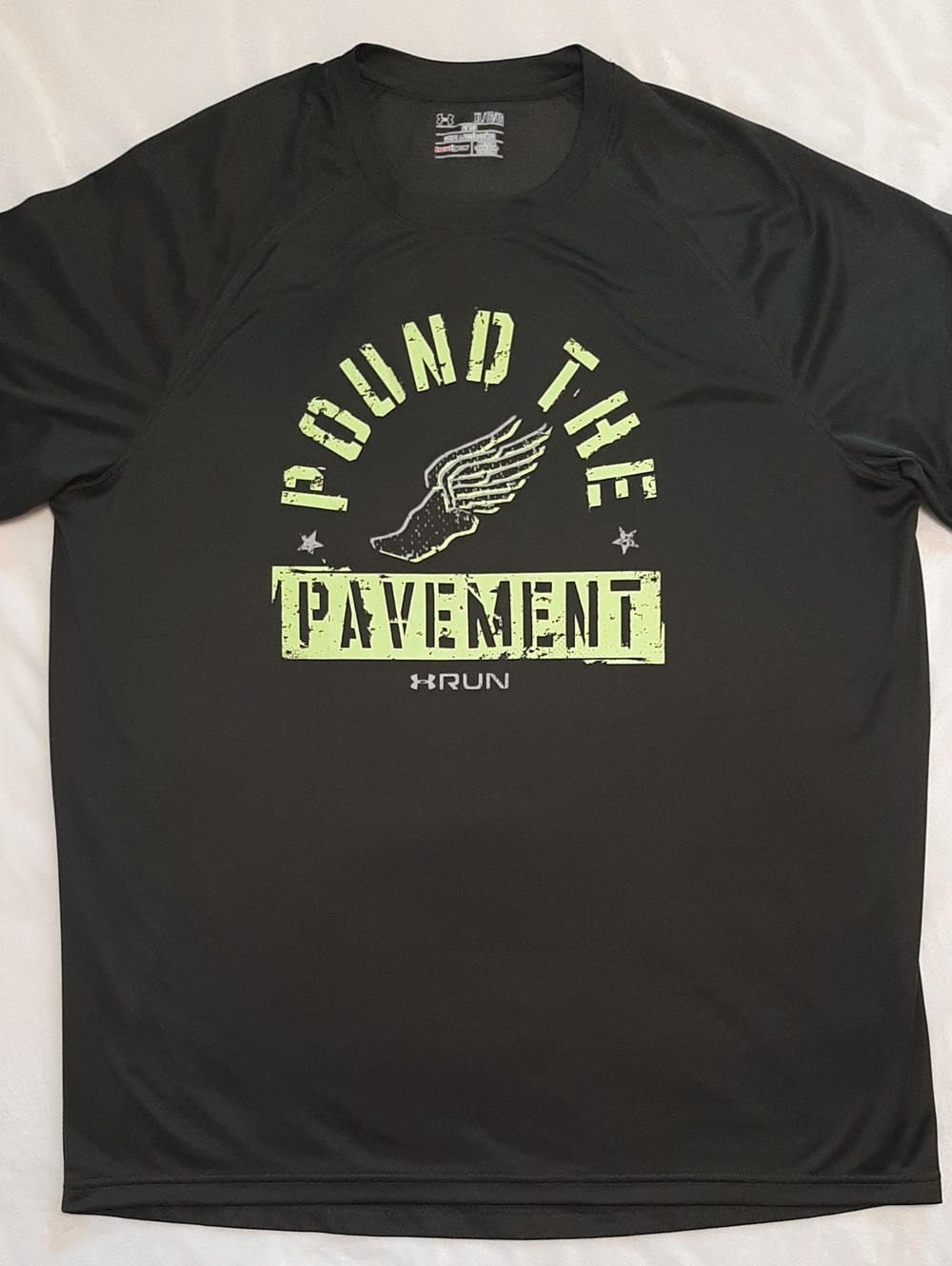 Under Armour Size XL Dark Olive Green Running Tee with Neon Yellow Graphic
